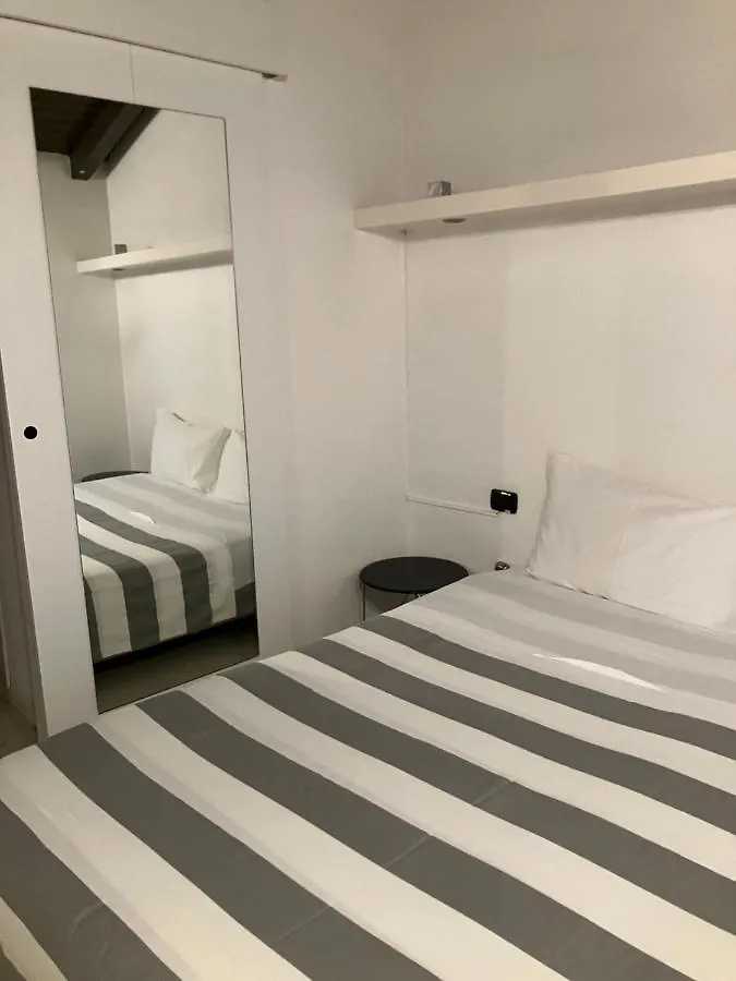 ベルガモCute And Cozy Centro Citta'アパートメント ベルガモ